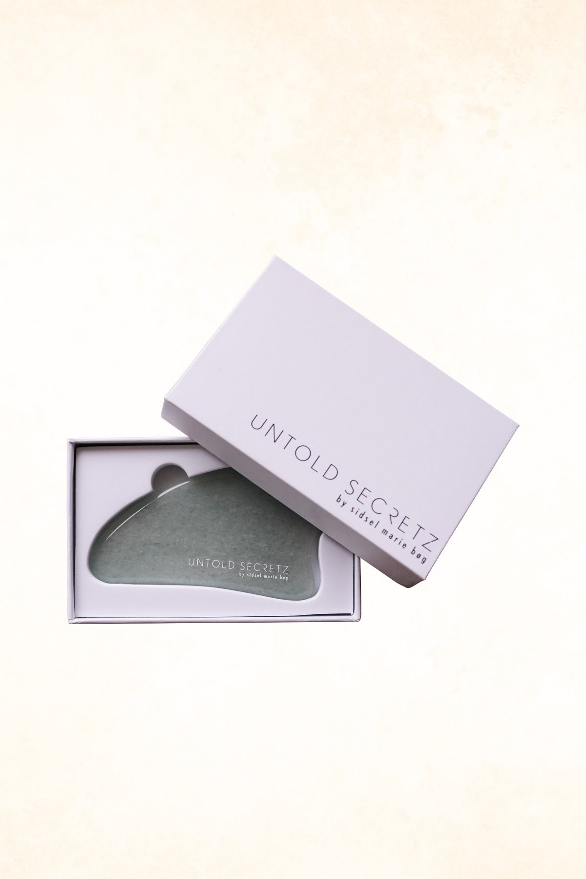 Untold Secretz - Crystal Contour Gua Sha Green Aventurine